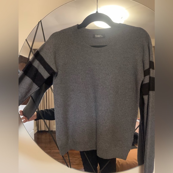 TNA KNIT CREWNECK - Picture 1 of 2